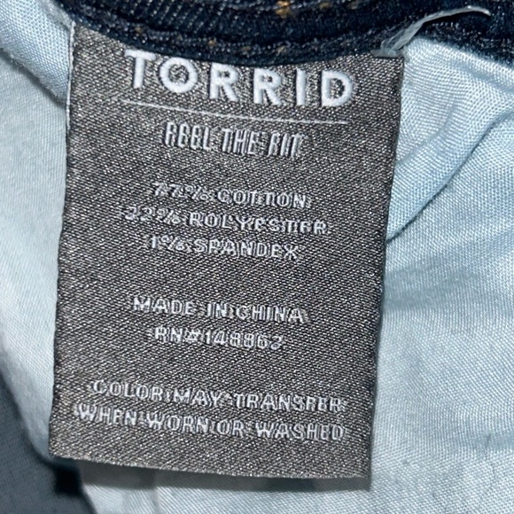 Torrid Women's Size 24R Luxe‎ Slim Bootcut Jeans Dark Wash Denim Stretch - Picture 4 of 4